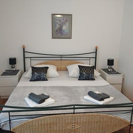 Veky Apartamento Jezera Exterior foto